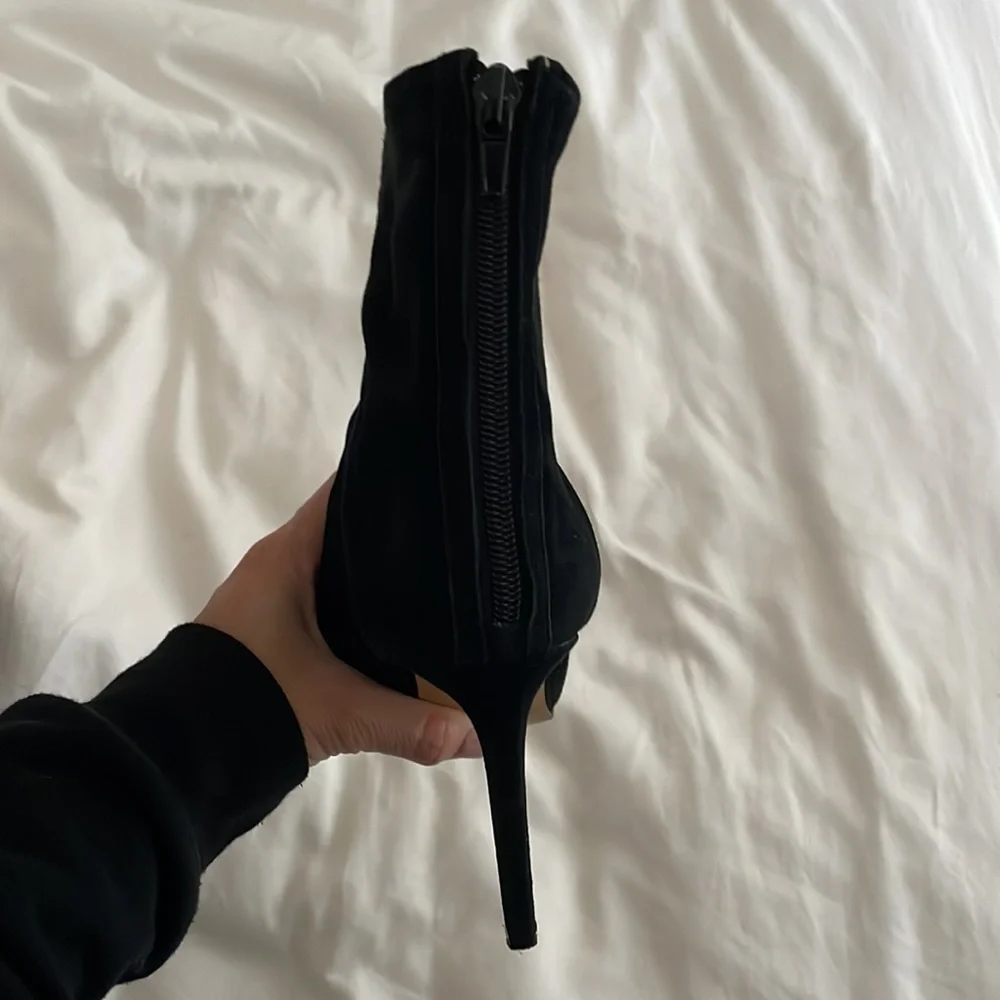 Siren Anika Black Suede Booties- Size 7 - Picture 5 of 7